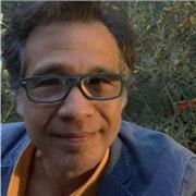 Madrelingua francese. Insegno e aiuto compiti francese da anni con passione.